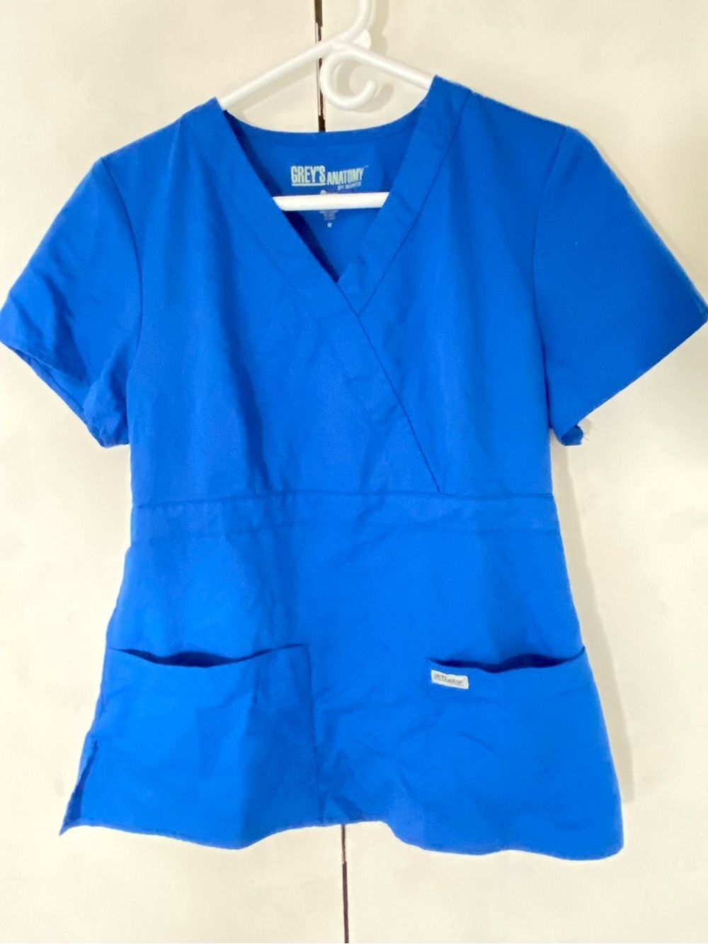 Grey's Anatomy Short Sleeve Scrub Top in Bright Blue Medium
